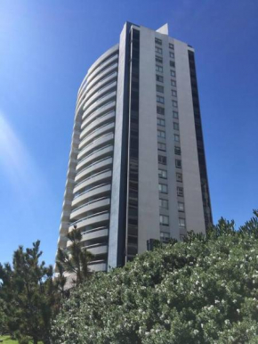 The Forest Tower 2 - Vista playa Brava - 402 -